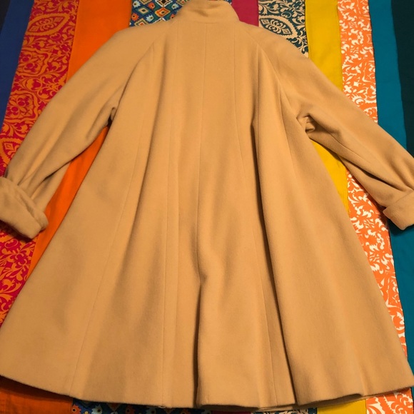 Larry Levine | Vintage Wool Draped Coat, Size 10 - Picture 4 of 8